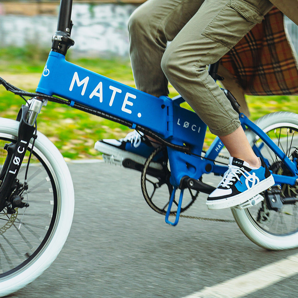 10 Tips for Choosing White Sneakers for Commuting, Work, and Weekends
