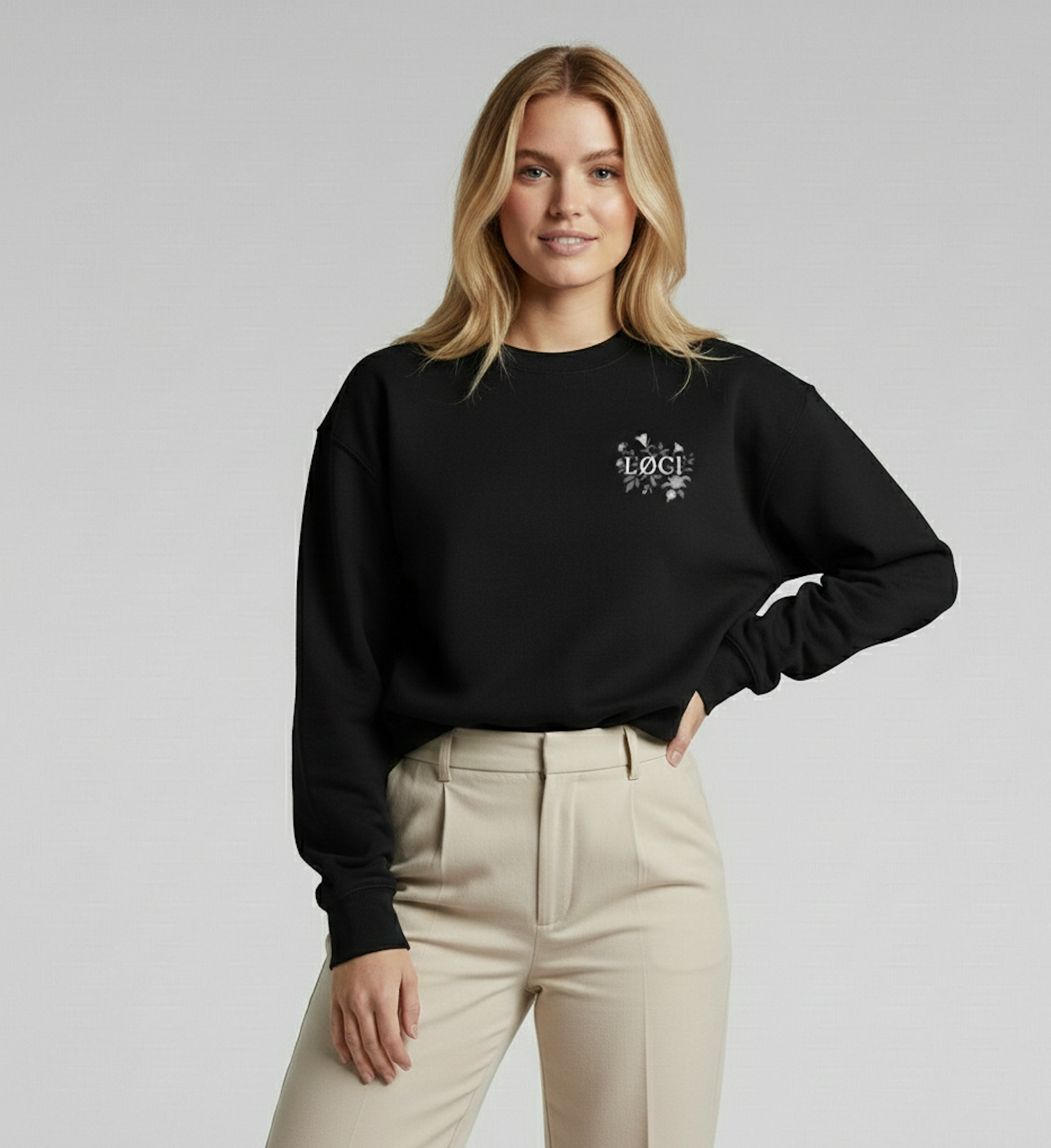 FLOWERS WOMEN'S SWEATER - BLACK