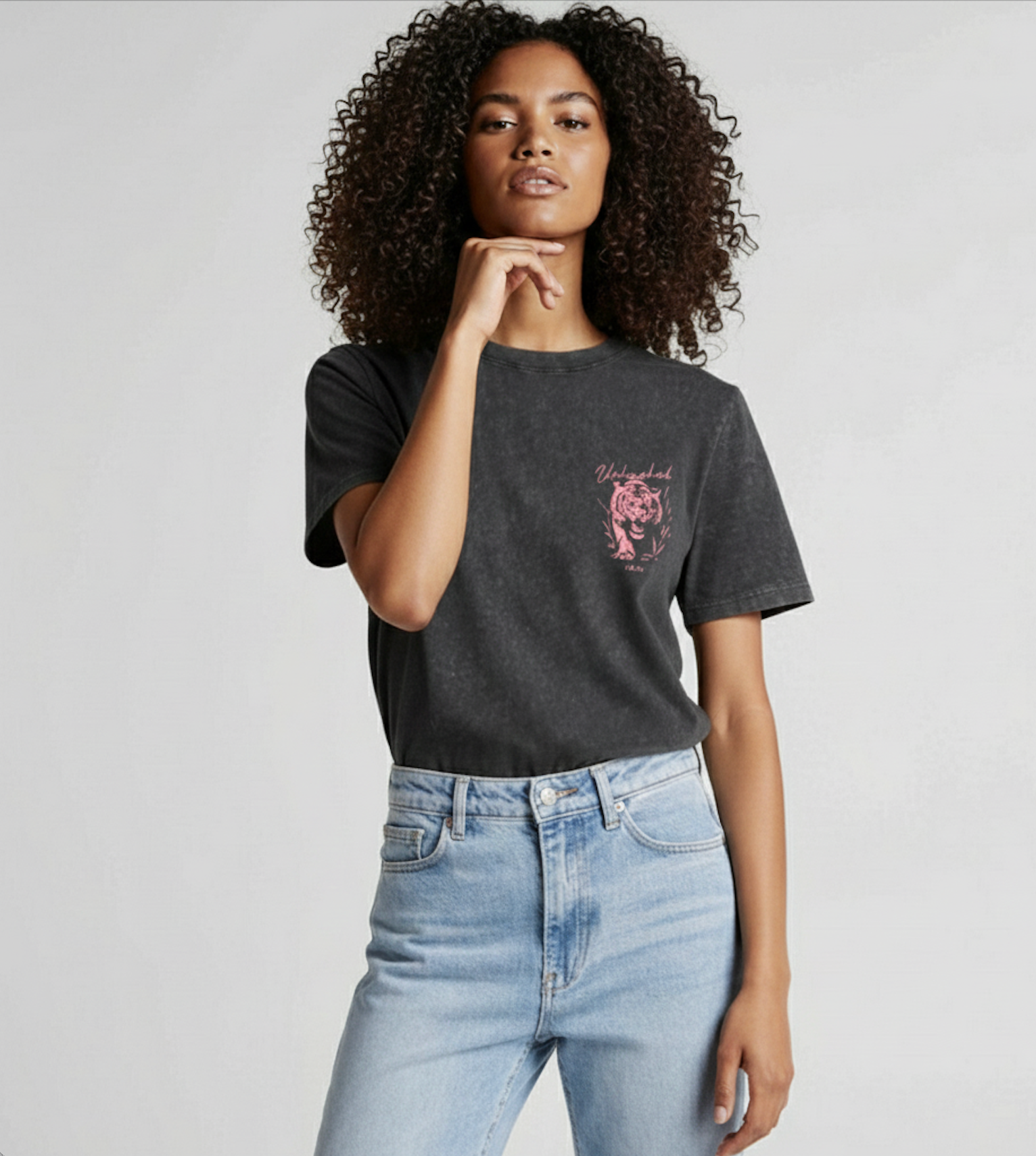 UNLEASHED WOMEN'S T-SHIRT - BLACK STONE